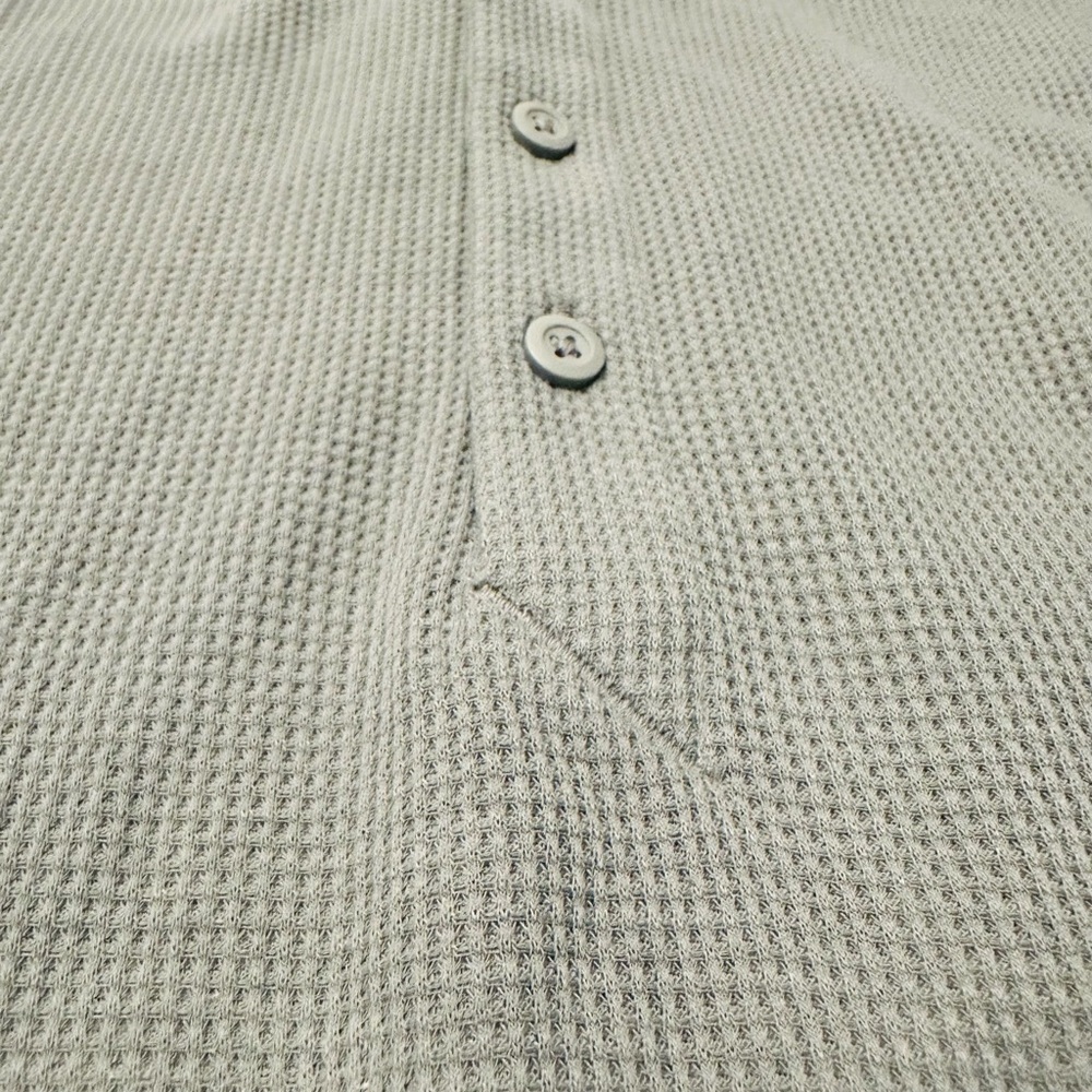 Lululemon Shift Stitch Henley
Heathered Core Medium Grey Men’s Small NWT - Picture 9 of 9